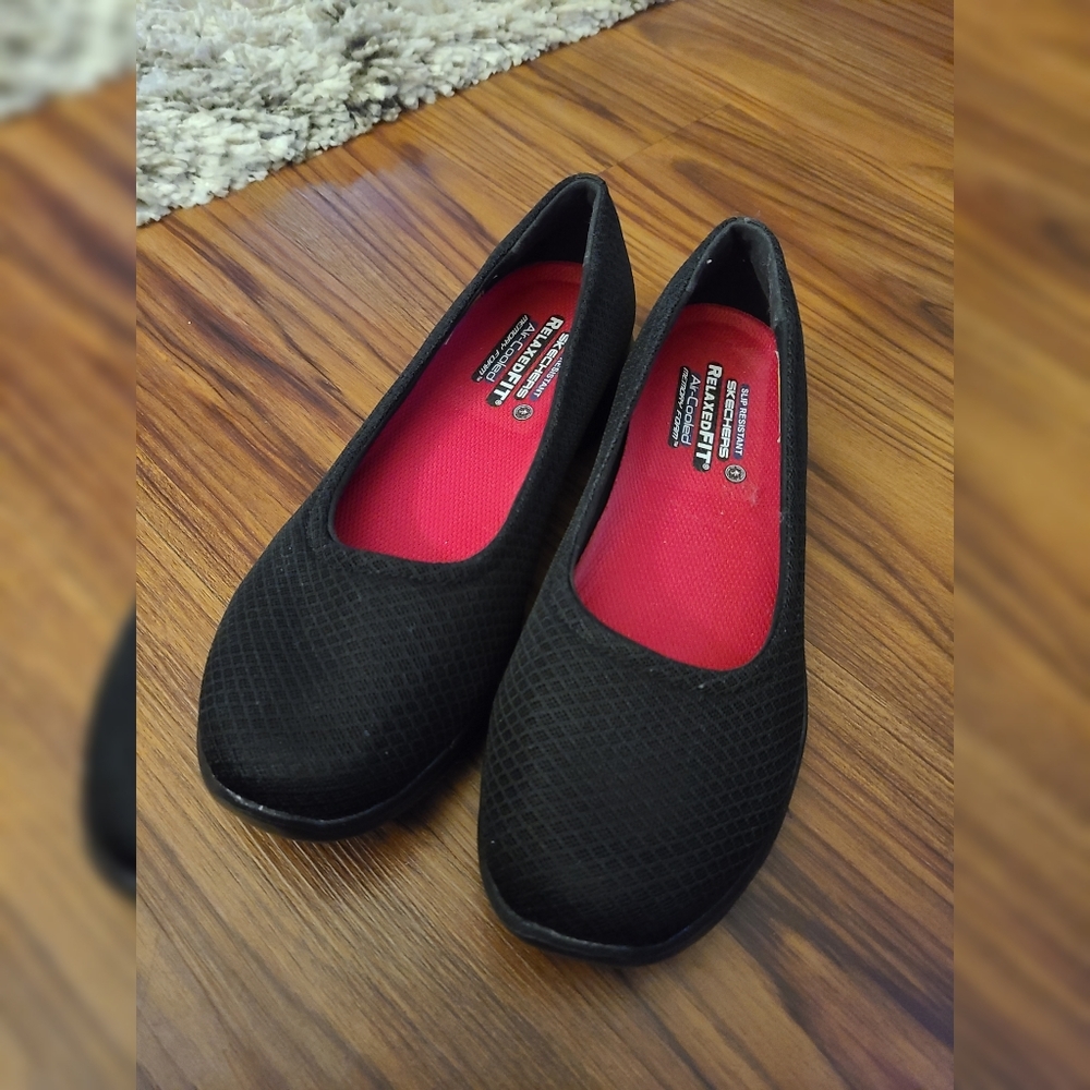New Skechers Slip Resistant Work Shoes
